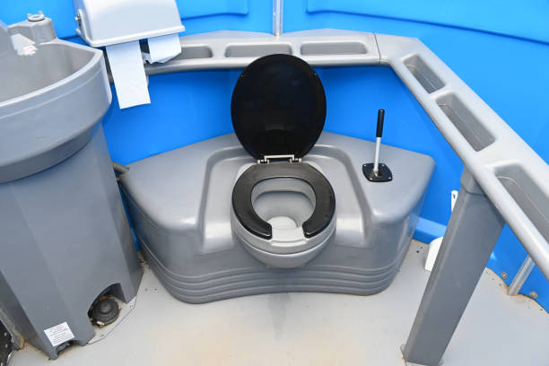 Best Portable restroom trailer rental  in Third Lake, IL
